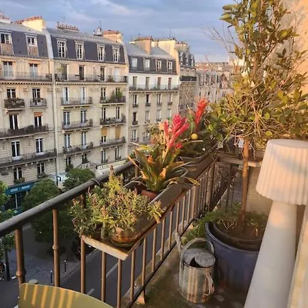 Pic De Notre Dame, Charming