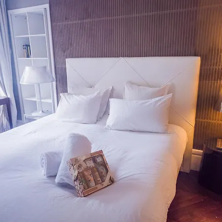 Apartment Pic De Notre Dame, Charming Paris